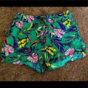 Franchesca’s Boutique! Satin Shorts!